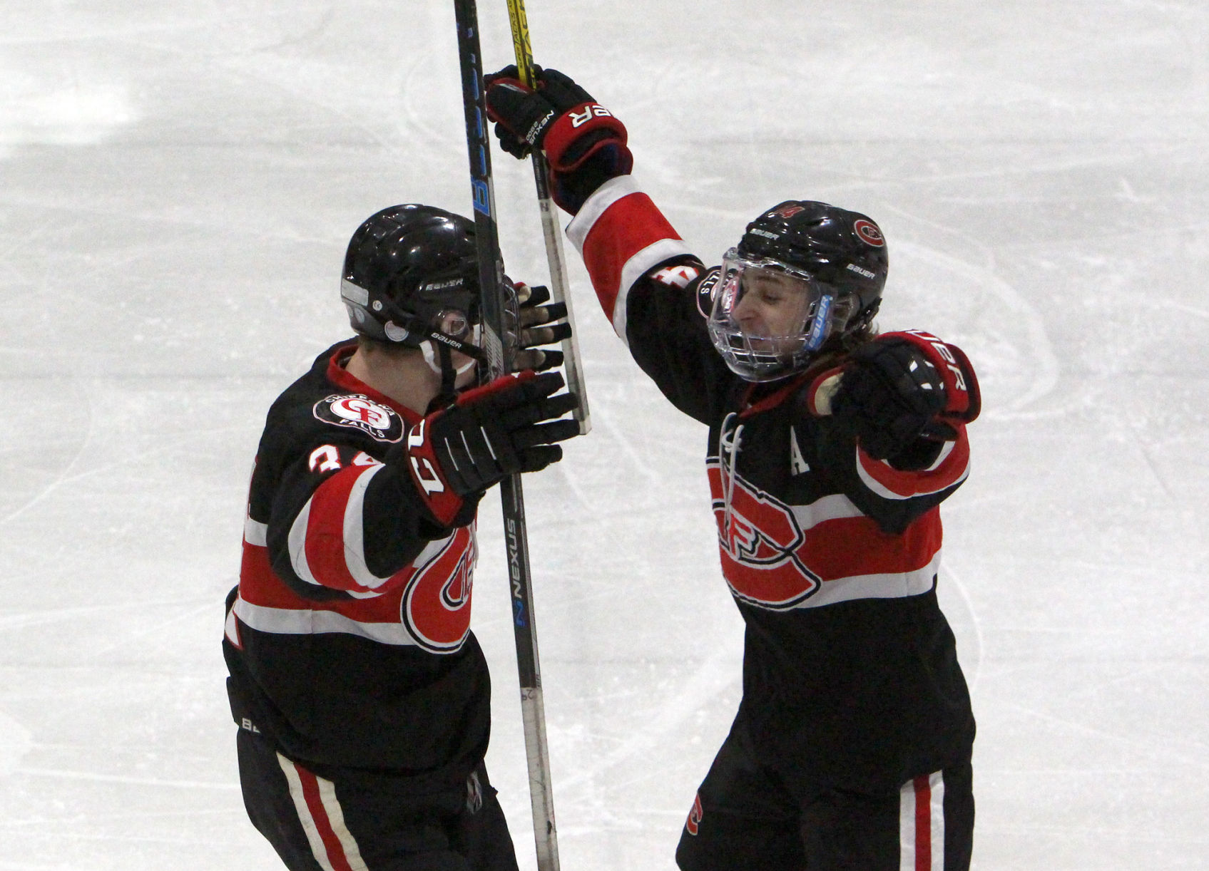 Chi-Hi boys hockey vs Hudson in Wisconsin Rapids 2-29-20
